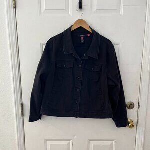 Torrid Woman Plus-Size Betsy Johnson Black Trucker Festival Jean Jacket Sz 22/24
